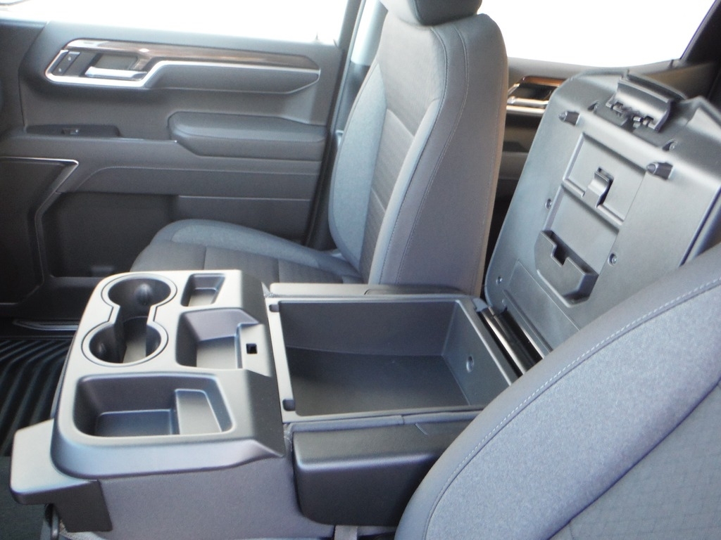 2026 Chevrolet Silverado 1500 image 24