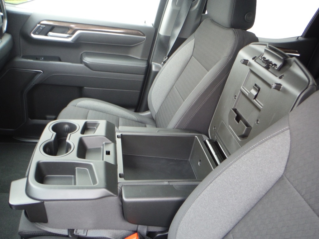 2025 Chevrolet Silverado 1500 image 28