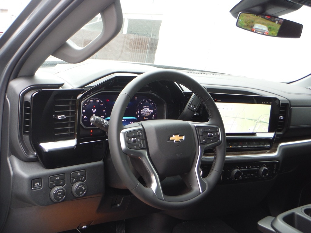 2026 Chevrolet Silverado 1500 image 22