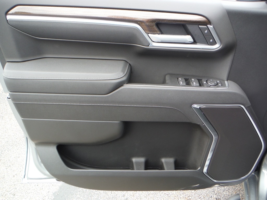 2026 Chevrolet Silverado 1500 image 25