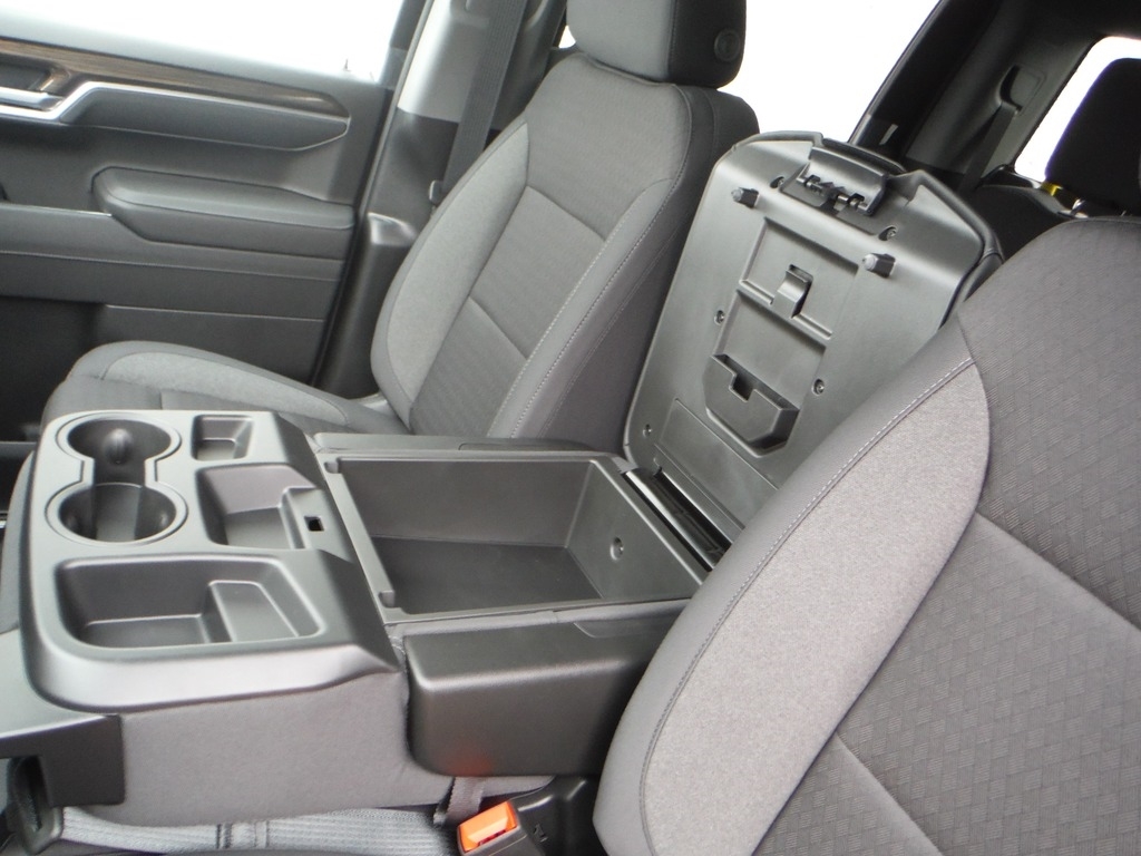 2026 Chevrolet Silverado 1500 image 23