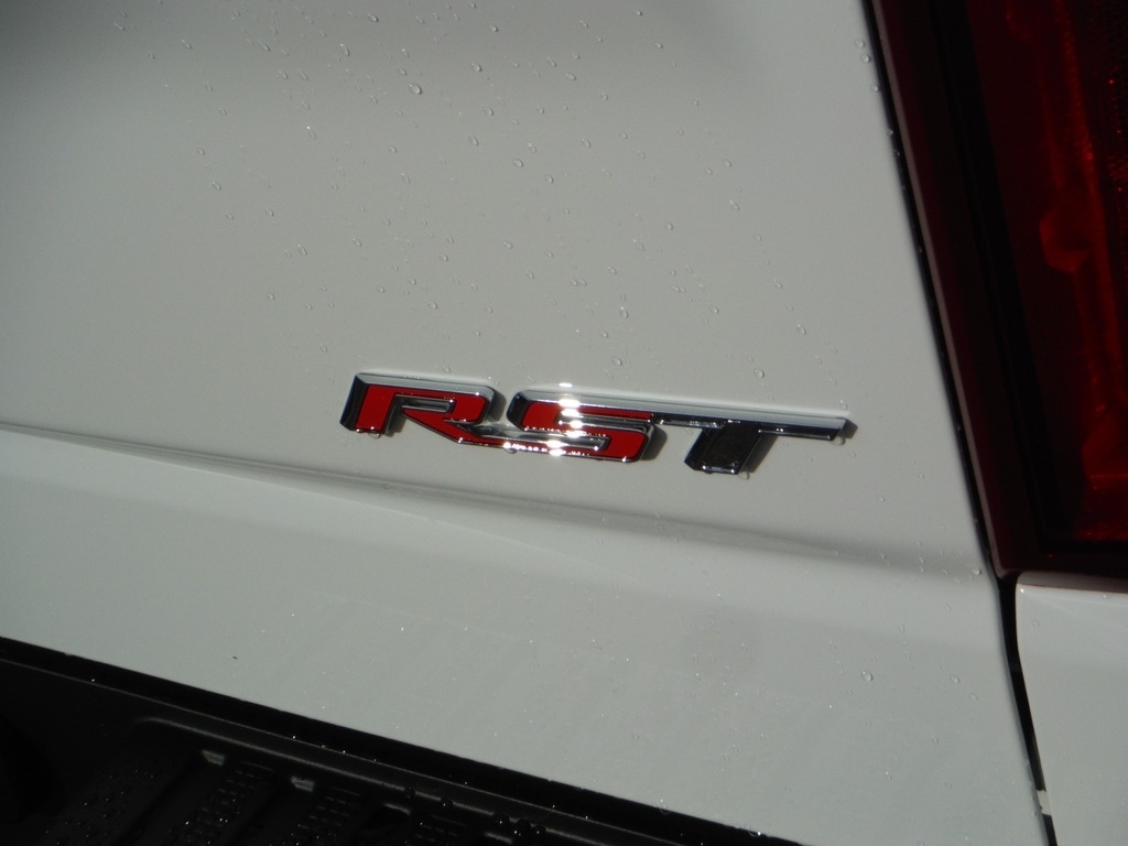 2026 Chevrolet Silverado 1500 image 9