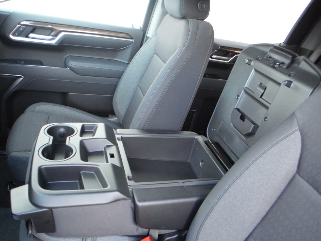2026 Chevrolet Silverado 1500 image 25
