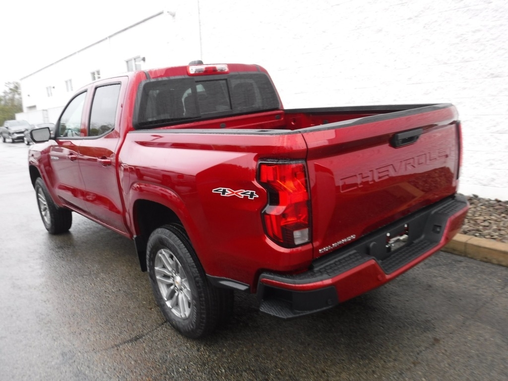 2026 Chevrolet Colorado image 10