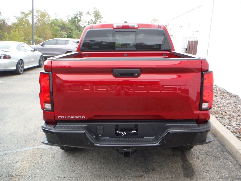 2026 Chevrolet Colorado image 11