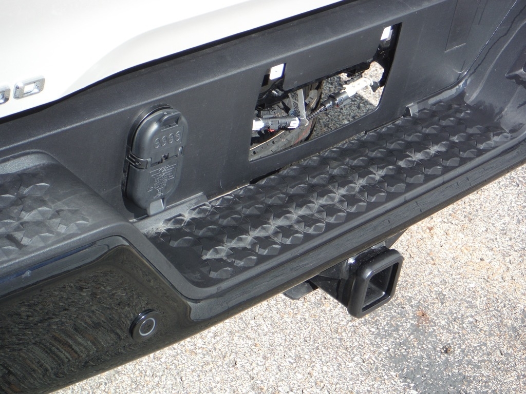 2026 Chevrolet Colorado image 11