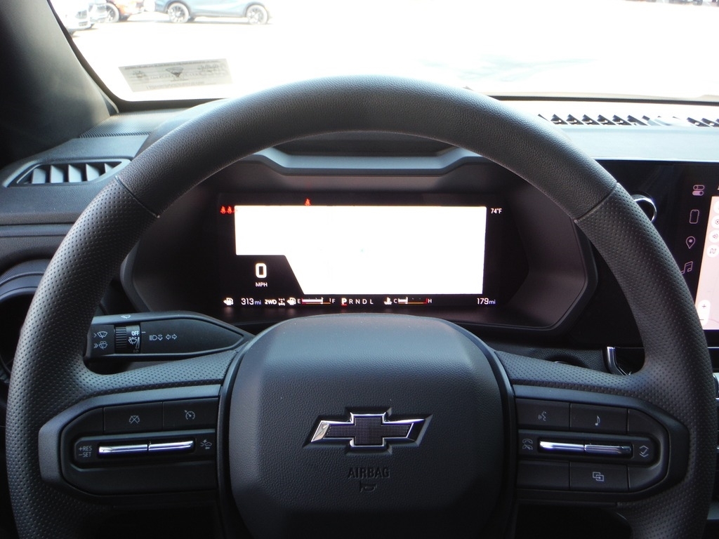2026 Chevrolet Colorado image 36