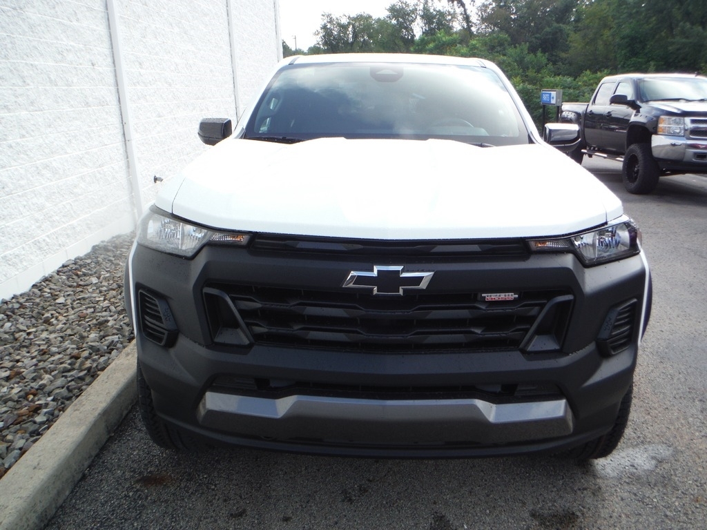 2026 Chevrolet Colorado image 6