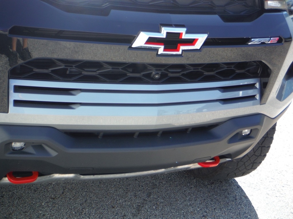 2025 Chevrolet Colorado image 13