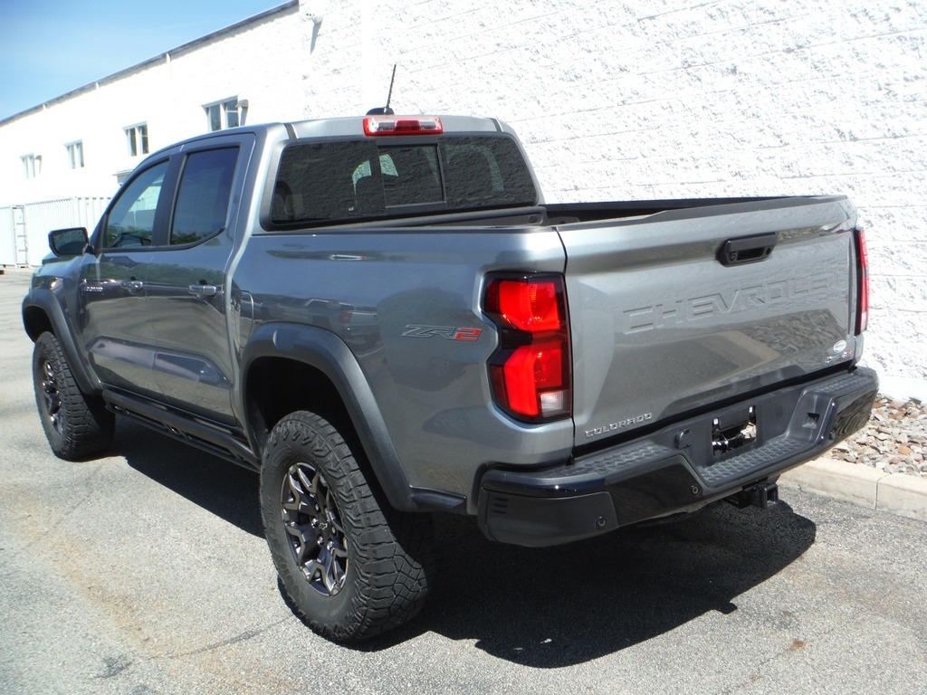 2025 Chevrolet Colorado image 21