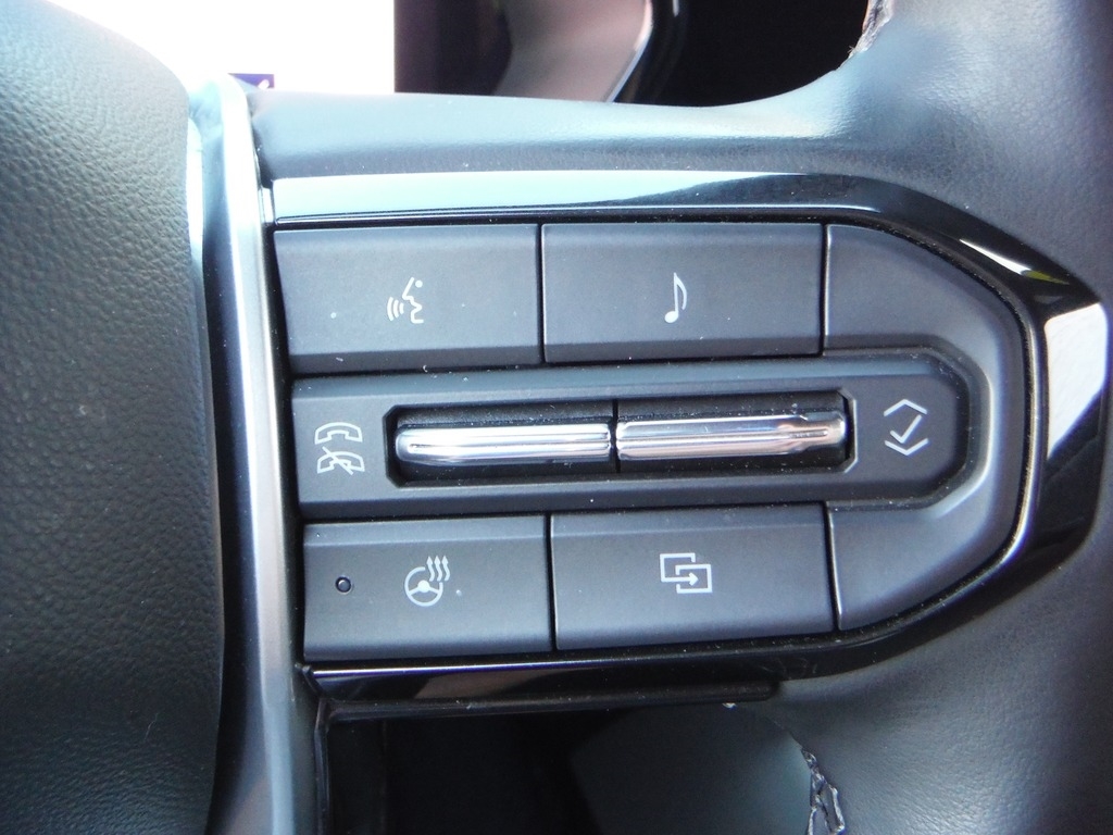 2025 Chevrolet Colorado image 60