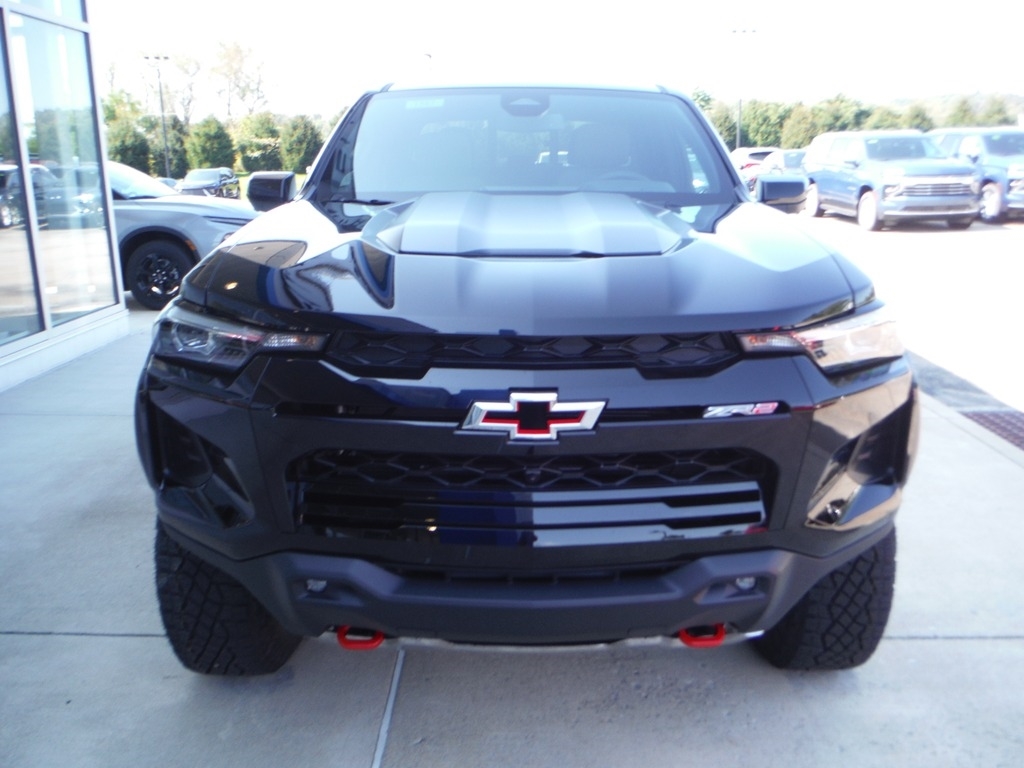 2026 Chevrolet Colorado image 9