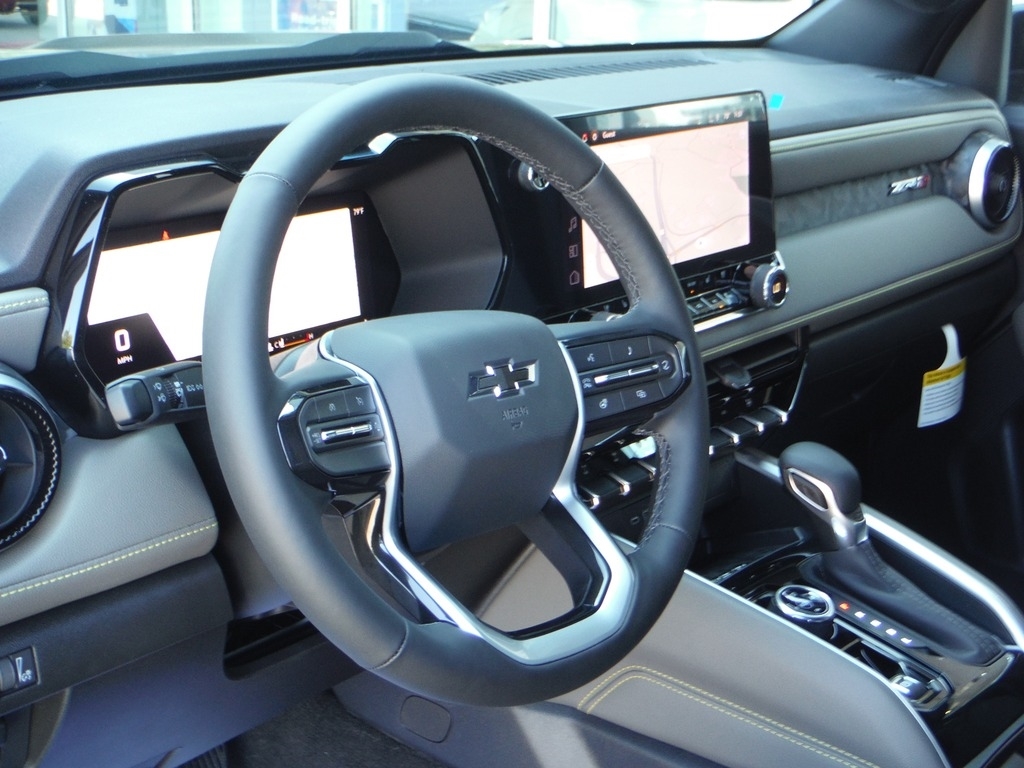 2026 Chevrolet Colorado image 27