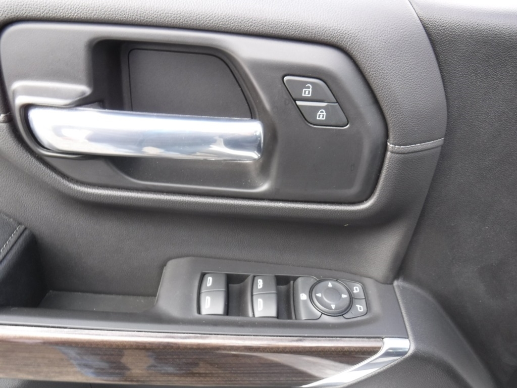 2020 Chevrolet Silverado 1500 image 25