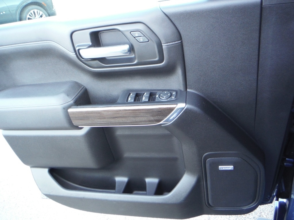 2022 Chevrolet Silverado 1500 Limited image 25