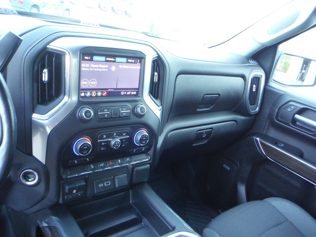 2022 Chevrolet Silverado 1500 Limited image 33