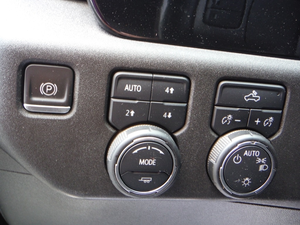 2023 Chevrolet Silverado 1500 image 21