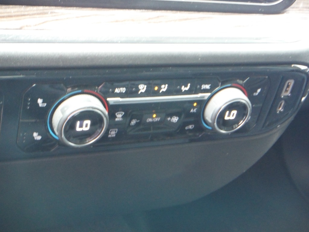 2023 Chevrolet Silverado 1500 image 28