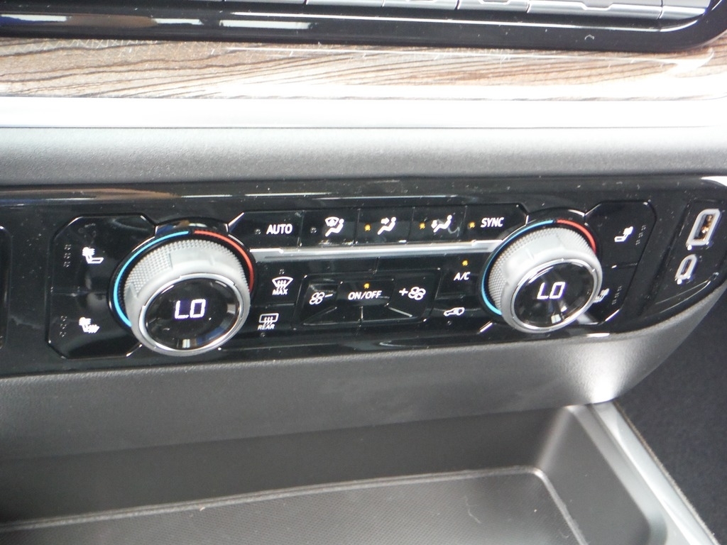 2026 Chevrolet Silverado 1500 image 32