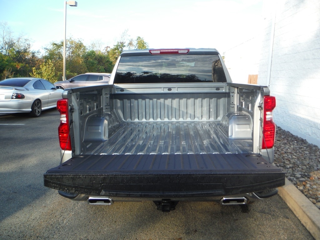 2026 Chevrolet Silverado 1500 image 13