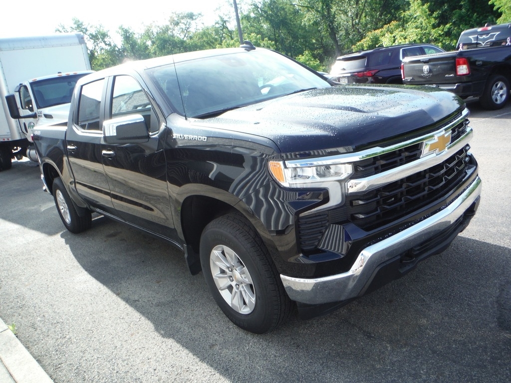 2026 Chevrolet Silverado 1500 image 6
