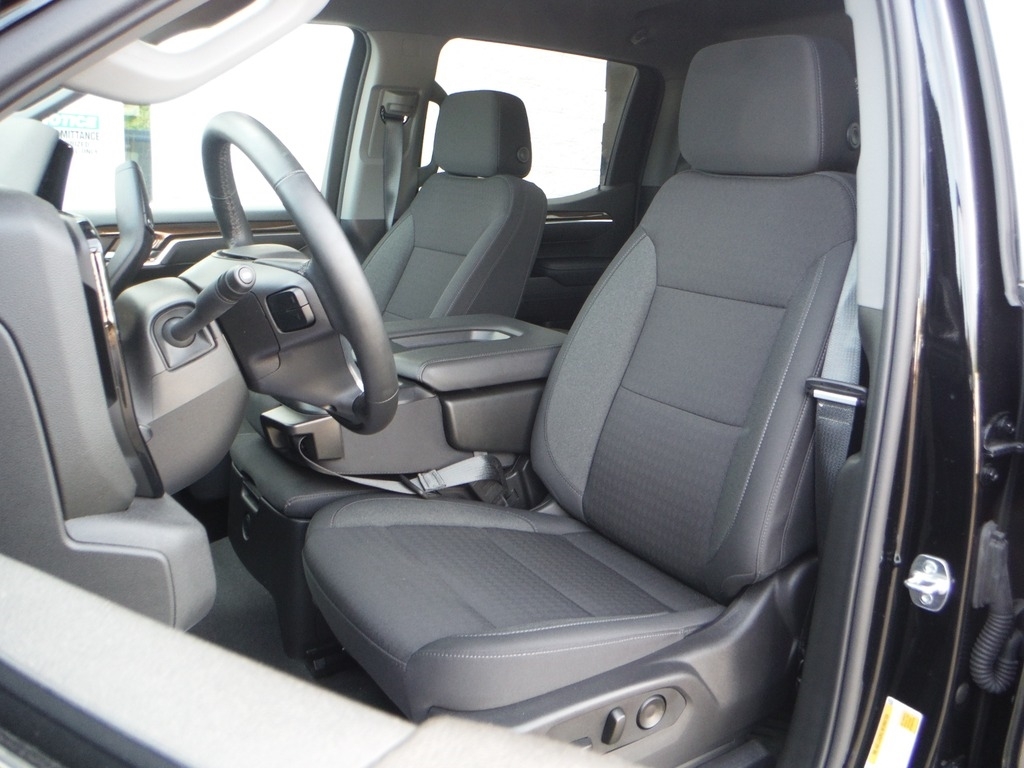 2026 Chevrolet Silverado 1500 image 19