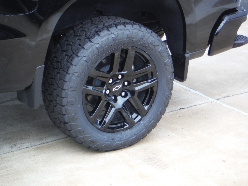 2026 Chevrolet Silverado 1500 image 5
