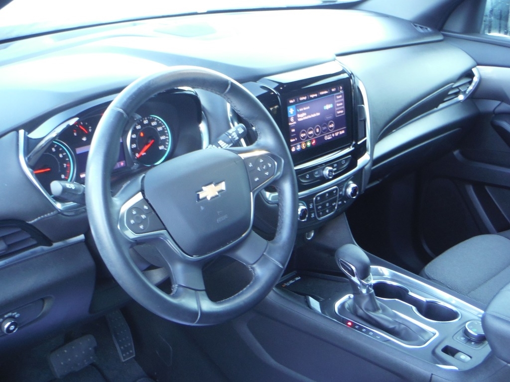2023 Chevrolet Traverse image 16