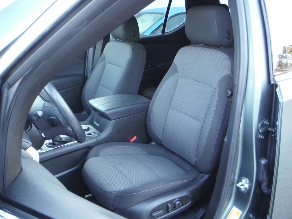 2023 Chevrolet Traverse image 17