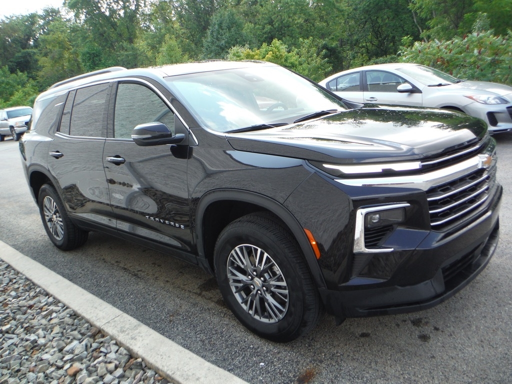 2025 Chevrolet Traverse image 6
