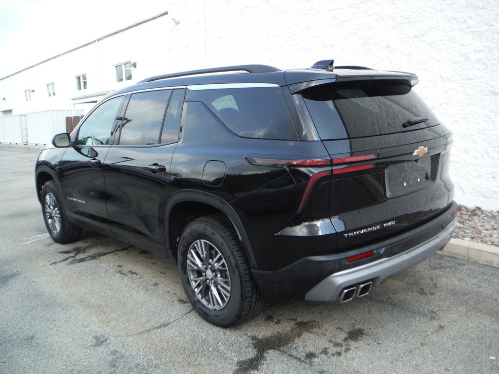 2025 Chevrolet Traverse image 10