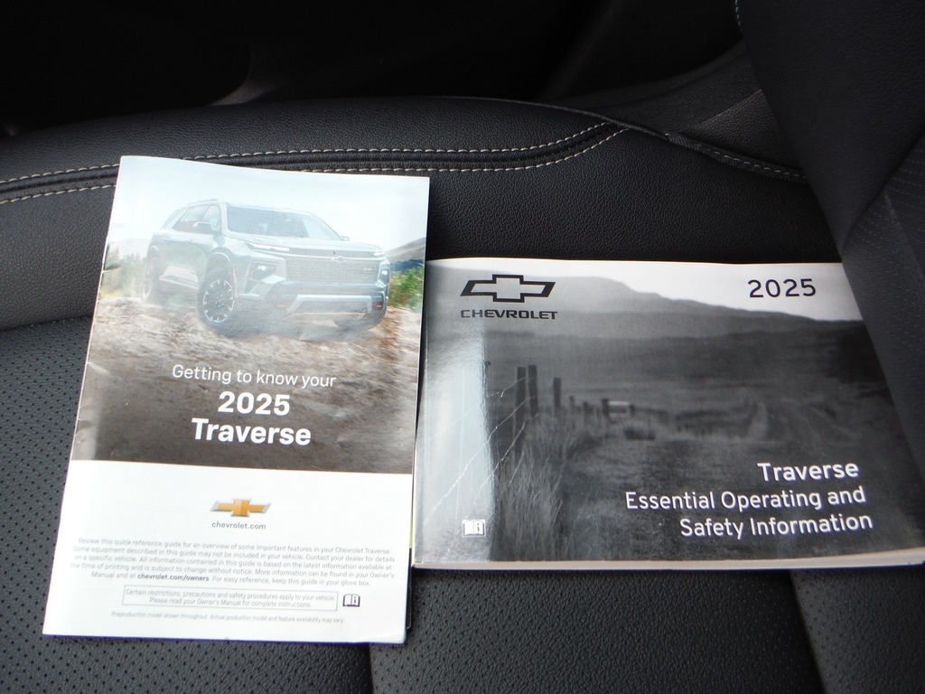 2025 Chevrolet Traverse image 45