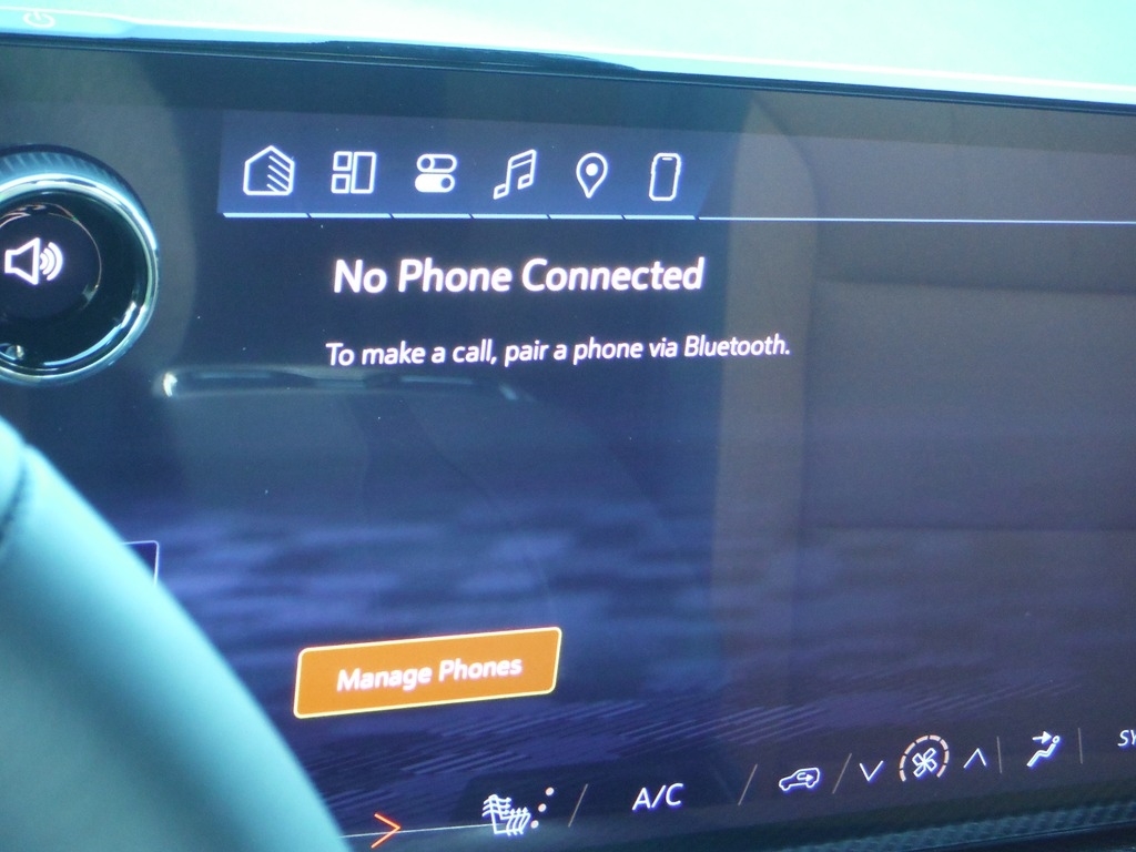 2027 Chevrolet Traverse image 28