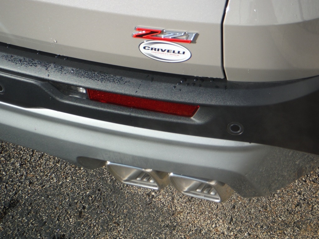 2027 Chevrolet Traverse image 10