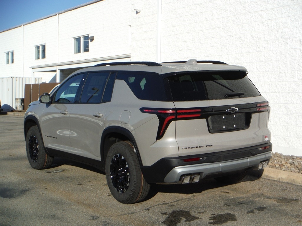 2027 Chevrolet Traverse image 12