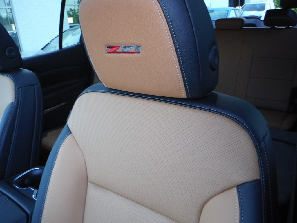 2027 Chevrolet Traverse image 21