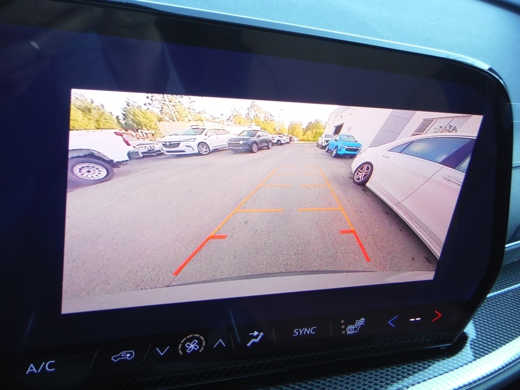 2027 Chevrolet Traverse image 27