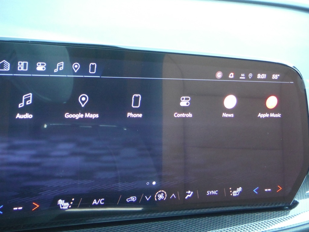 2027 Chevrolet Traverse image 28