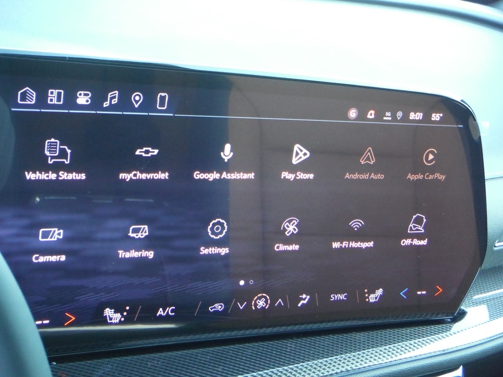 2027 Chevrolet Traverse image 29