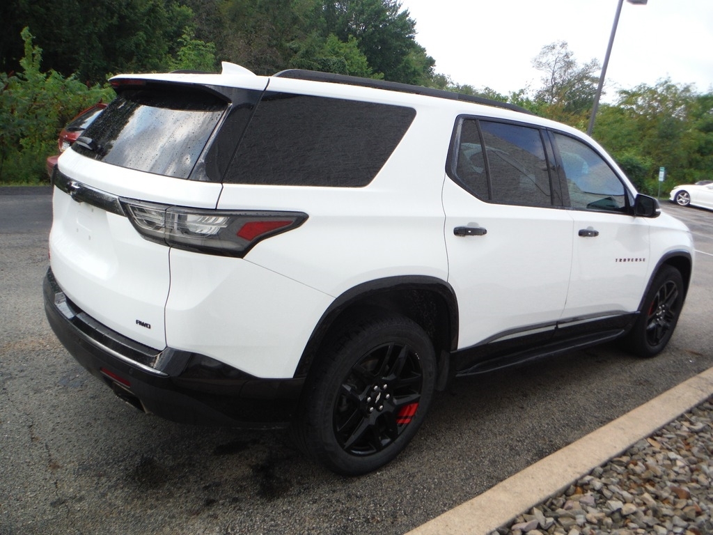2020 Chevrolet Traverse image 8