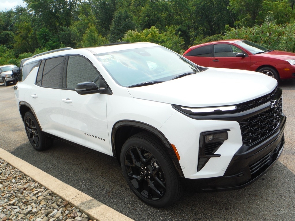 2026 Chevrolet Traverse image 8