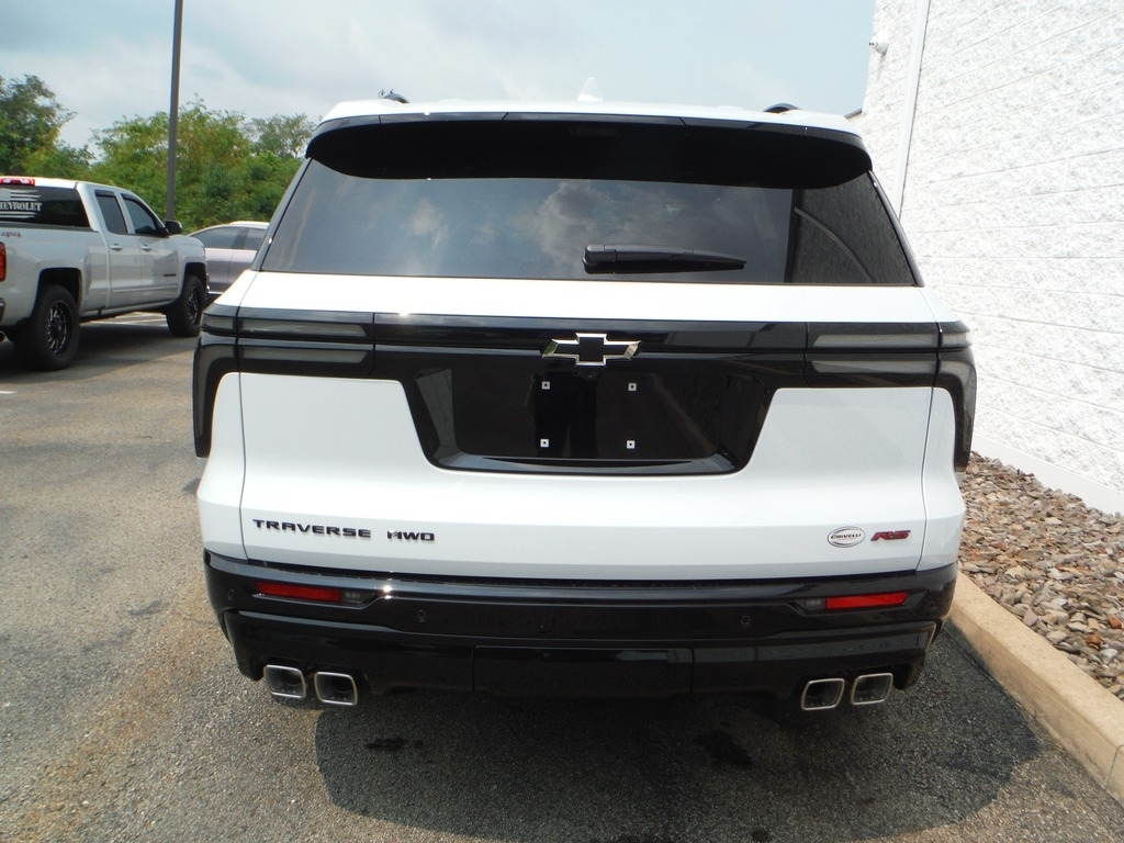 2026 Chevrolet Traverse image 11