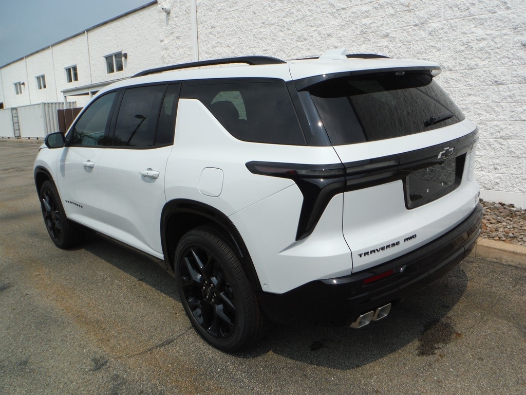2026 Chevrolet Traverse image 12