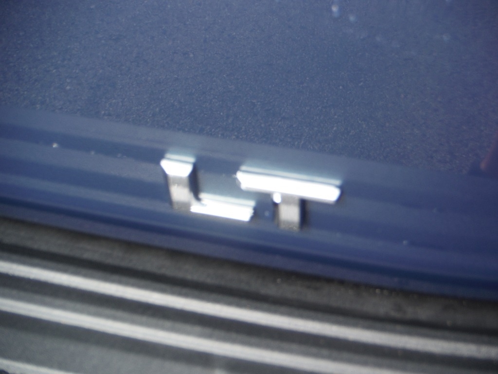 2026 Chevrolet Suburban image 9