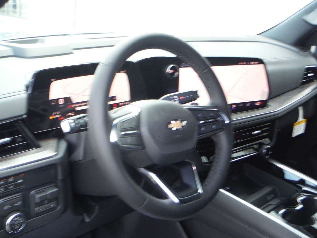 2026 Chevrolet Suburban image 12