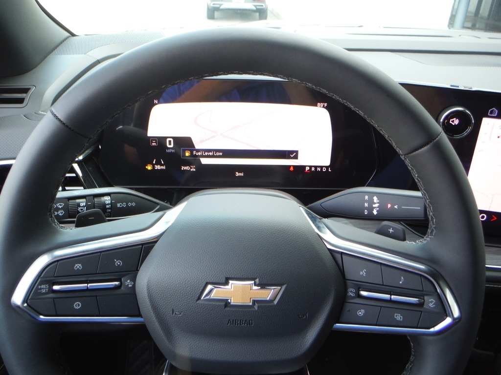 2026 Chevrolet Suburban image 37