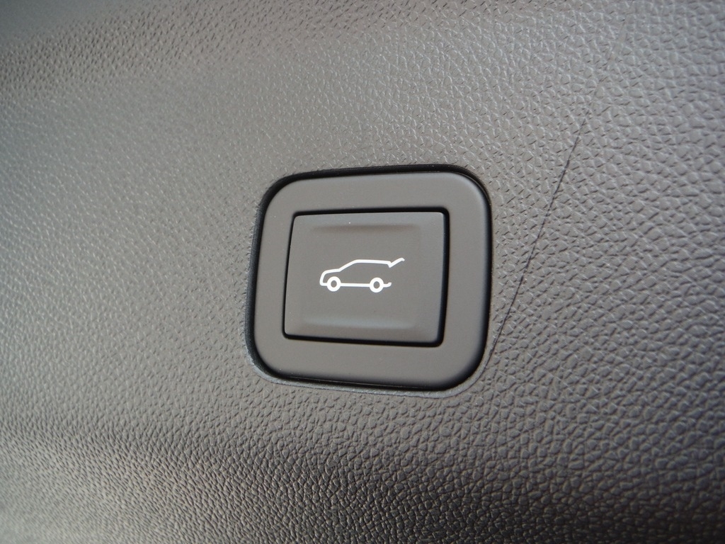 2026 Chevrolet Suburban image 48