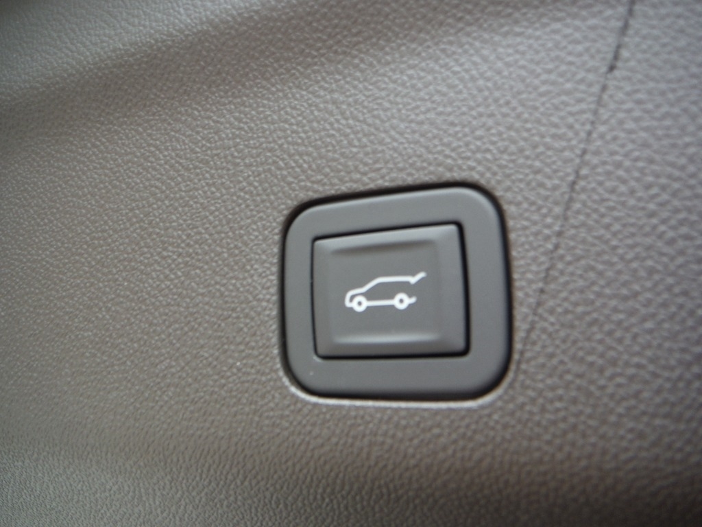 2026 Chevrolet Tahoe image 58