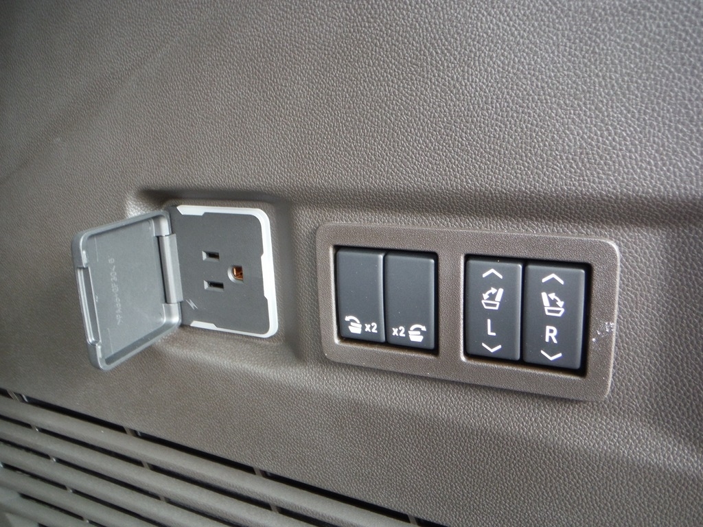 2026 Chevrolet Tahoe image 59