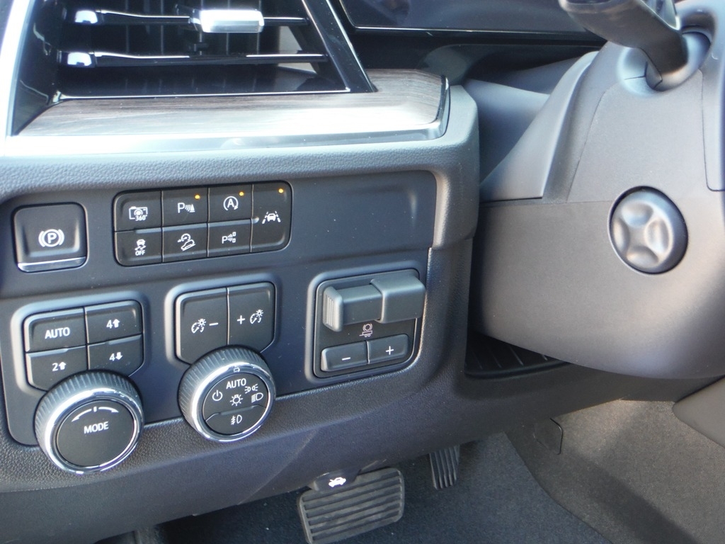 2026 Chevrolet Tahoe image 21